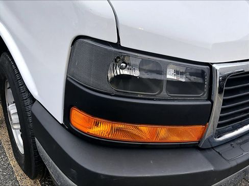 Used 2024 GMC Savana 2500 w/ Driver Convenience Package image 30