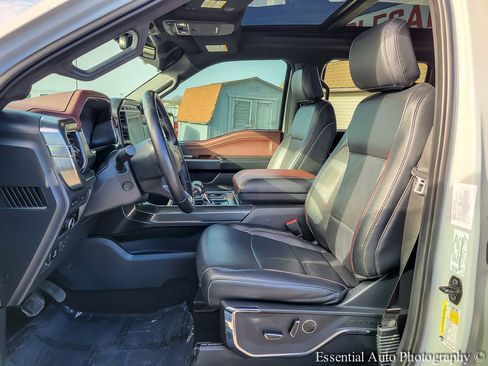 Used 2023 Ford F150 Lariat w/ Equipment Group 502A High image 7