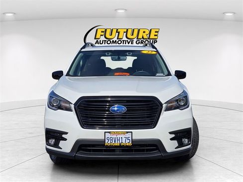 Used 2022 Subaru Ascent Onyx Edition image 2