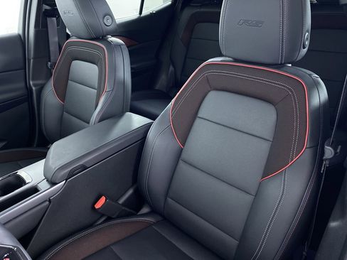 Certified 2024 Chevrolet Equinox EV RS image 10