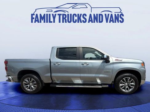 Used 2024 Chevrolet Silverado 1500 LT AWD/4WD image 5