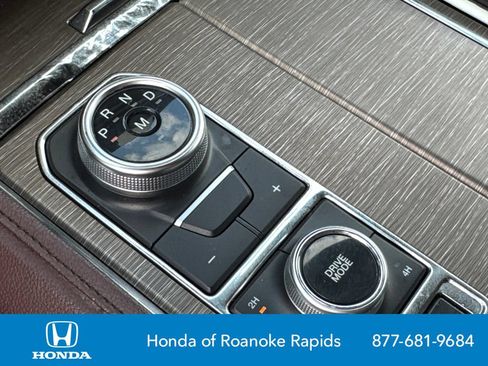 Used 2024 Ford Expedition Max Limited AWD/4WD image 33
