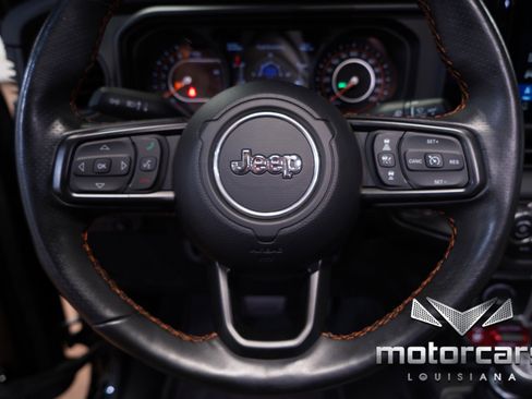 Used 2024 Jeep Gladiator Mojave AWD/4WD image 40