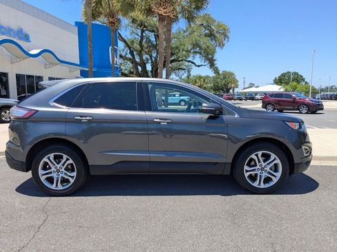 Used 2018 Ford Edge Titanium w/ Equipment Group 301A FWD image 6
