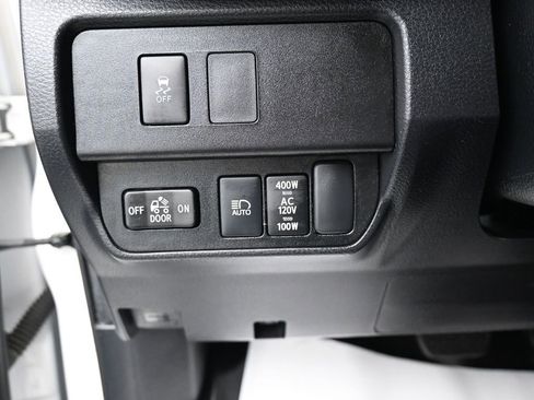 Used 2022 Toyota Tacoma TRD Off-Road w/ Technology Package image 20