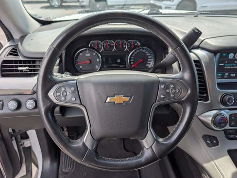 Used 2020 Chevrolet Suburban LT AWD/4WD image 19