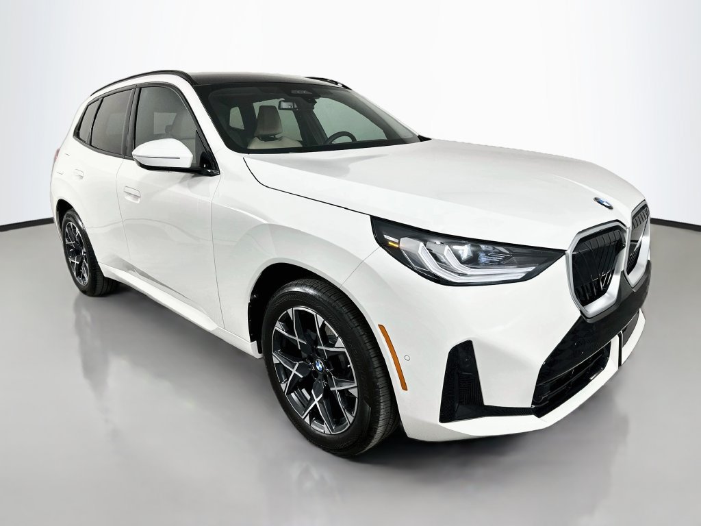 Used 2026 BMW X3 xDrive30i w/ Premium Package AWD/4WD image 3
