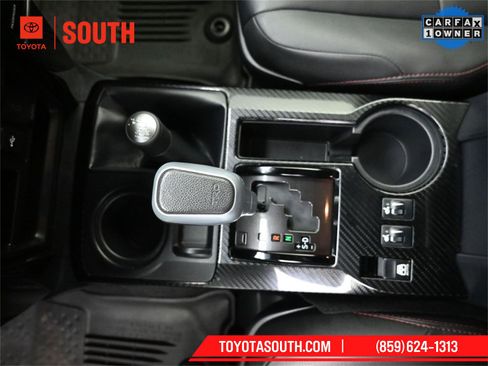 Used 2023 Toyota 4Runner TRD Off-Road Premium image 32