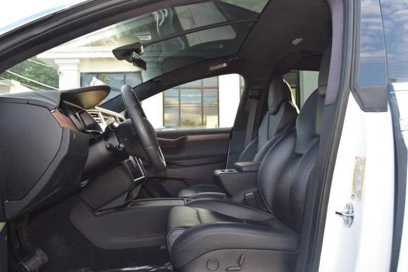 Used 2019 Tesla Model X 100D AWD/4WD image 15