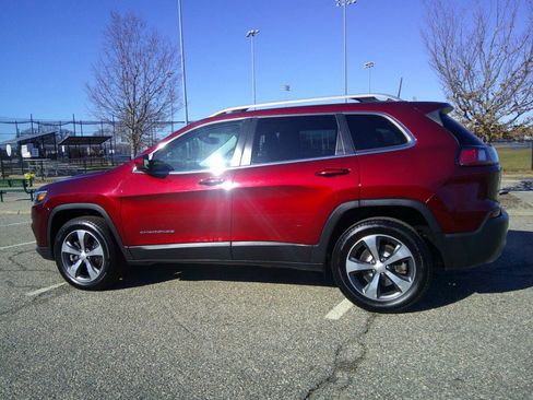 Used 2020 Jeep Cherokee Limited image 48