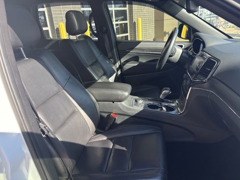 Used 2022 Jeep Grand Cherokee Limited w/ Tech Group image 33