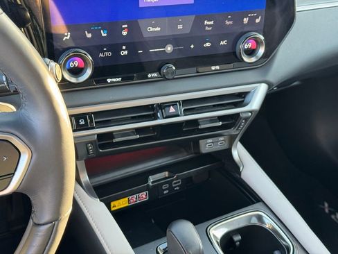 Certified 2025 Lexus RX 350 Premium Plus image 37