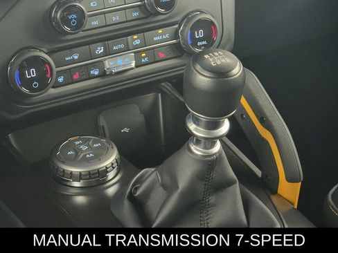 Used 2024 Ford Bronco Badlands w/ Sasquatch Package AWD/4WD image 23