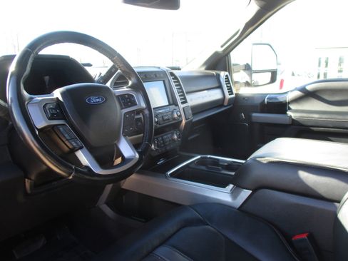 Used 2020 Ford F250 Platinum w/ FX4 Off-Road Package image 21