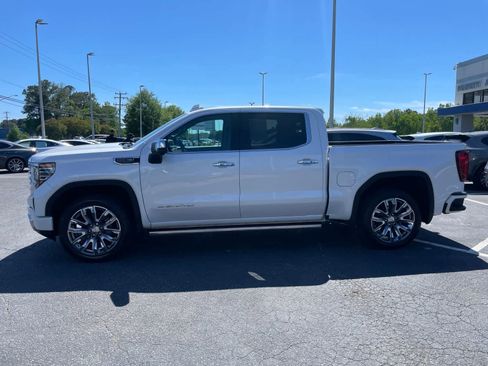 Used 2023 GMC Sierra 1500 Denali w/ Denali Reserve Package AWD/4WD image 2