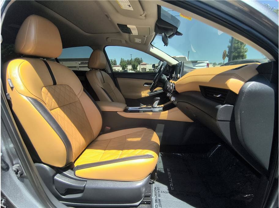 Used 2021 Nissan Sentra SV w/ SV Premium Package FWD image 13