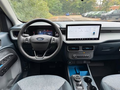 New 2025 Ford Maverick XLT w/ XLT Luxury Package image 44