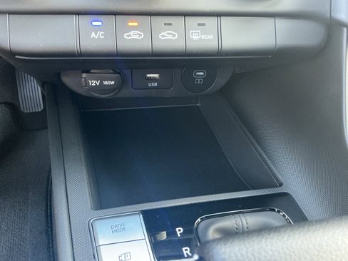 New 2026 Hyundai Elantra SE FWD image 19