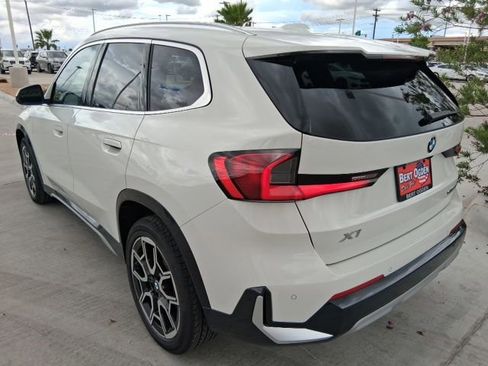 New 2026 BMW X1 xDrive28i w/ Convenience Package AWD/4WD image 4