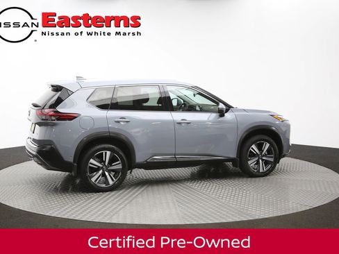 Used 2023 Nissan Rogue SL w/ SL Premium Package image 57