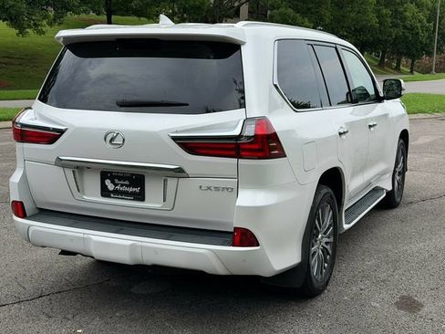 Used 2018 Lexus LX 570 4WD image 6