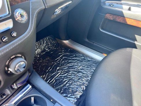 Used 2013 Rolls-Royce Ghost image 15