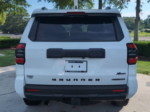 Certified 2026 Toyota 4Runner TRD Off-Road Premium AWD/4WD image 9