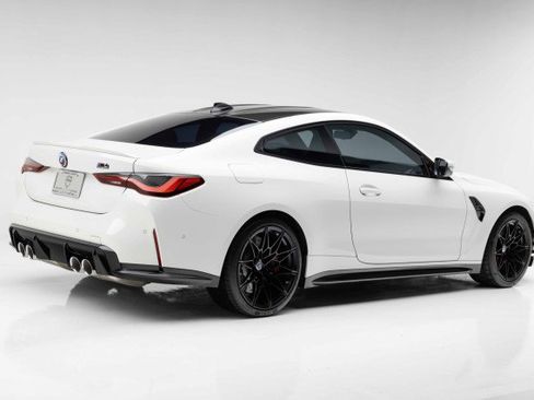 Used 2022 BMW M4 Competition w/ Executive Package image 11