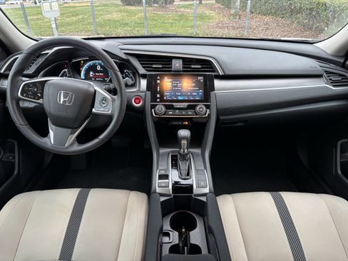 Used 2017 Honda Civic EX image 30