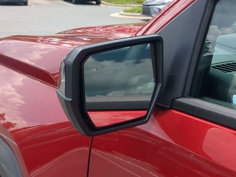 New 2025 GMC Canyon Elevation w/ Convenience Package image 18