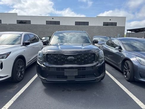 Used 2021 Kia Telluride EX w/ EX Premium Package AWD/4WD image 6