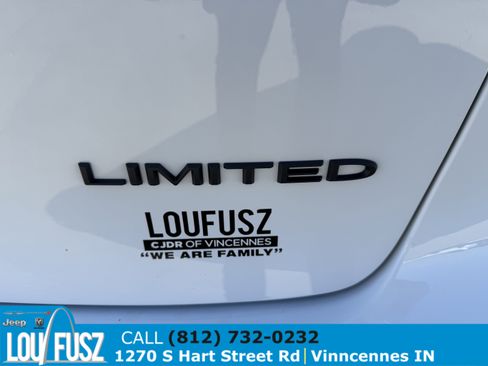 New 2026 Chrysler Pacifica Limited w/ S Appearance Package image 9