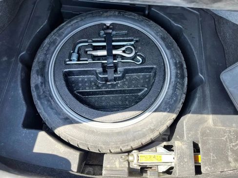 Used 2011 INFINITI G37 Journey w/ Premium Pkg image 21