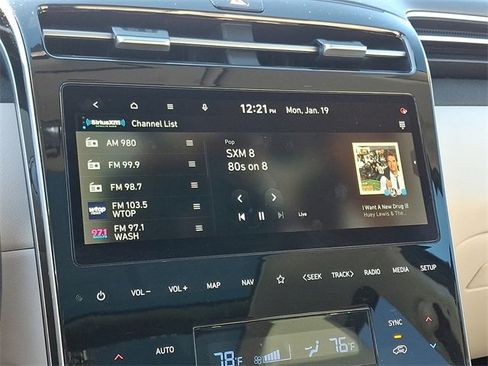 Used 2024 Hyundai Tucson Limited image 13