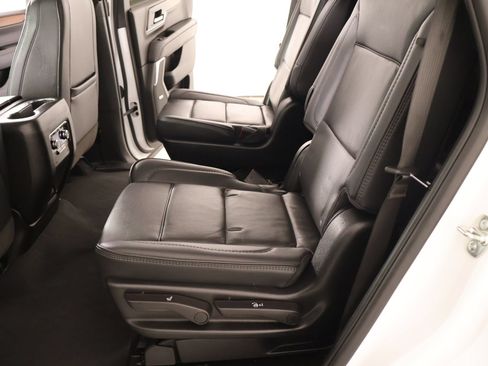 Used 2026 GMC Yukon Denali w/ Sun & Power Step Package AWD/4WD image 12