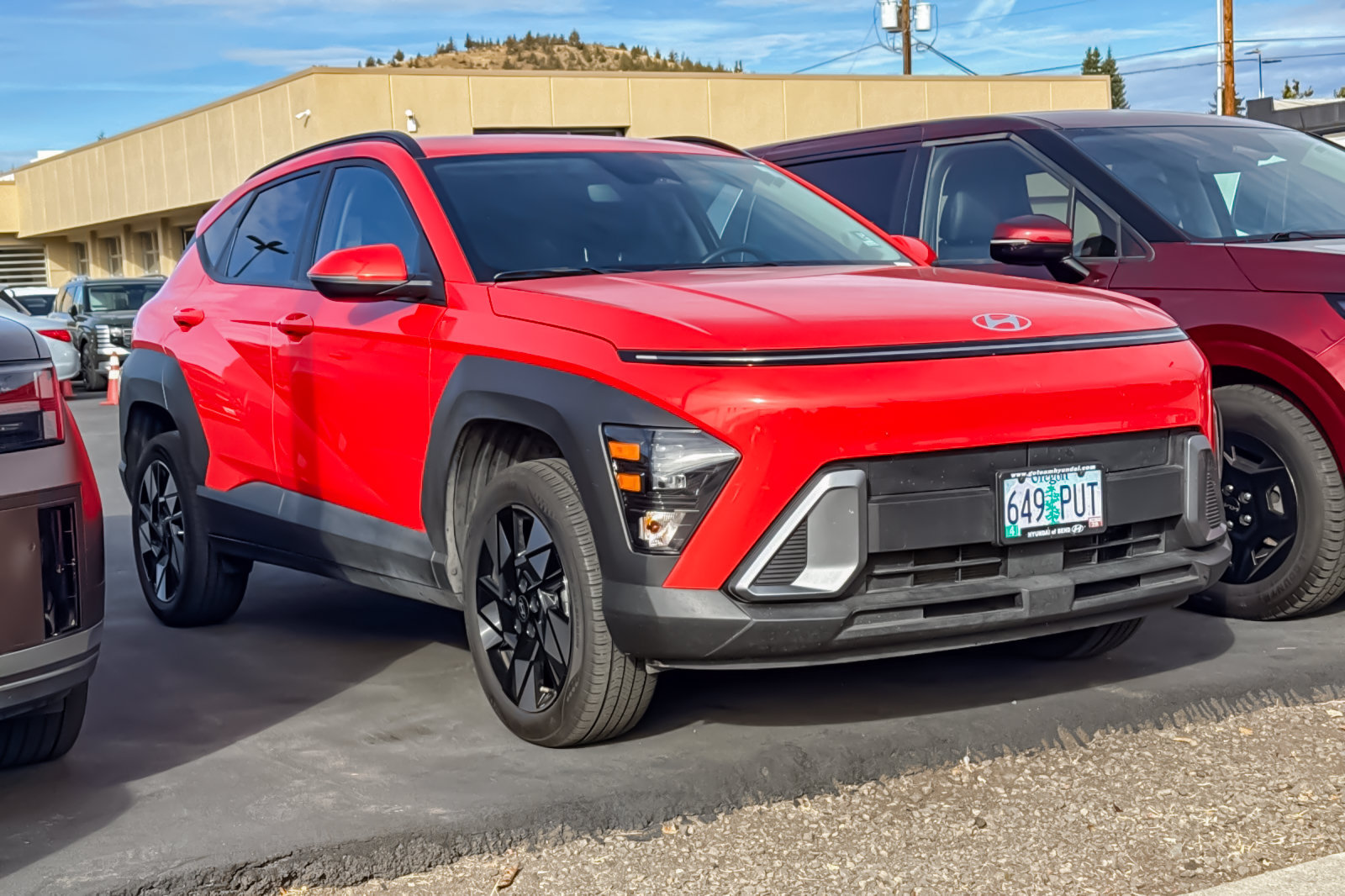 Used 2024 Hyundai Kona SEL AWD/4WD image 2
