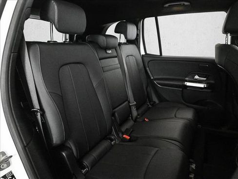 Certified 2026 Mercedes-Benz GLB 250 4MATIC image 22