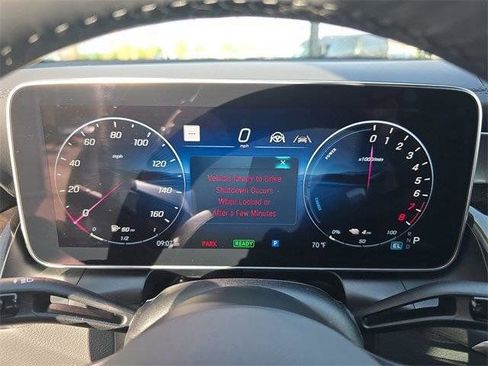 Used 2025 Mercedes-Benz GLC 350e 4MATIC image 35