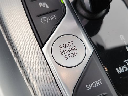 Used 2020 BMW Z4 sDrive30i w/ M Sport Package image 20