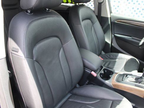 Used 2014 Audi Q5 2.0T Premium w/ Lighting Package AWD/4WD image 11