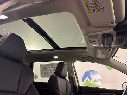 New 2026 Subaru Ascent Touring AWD/4WD image 32