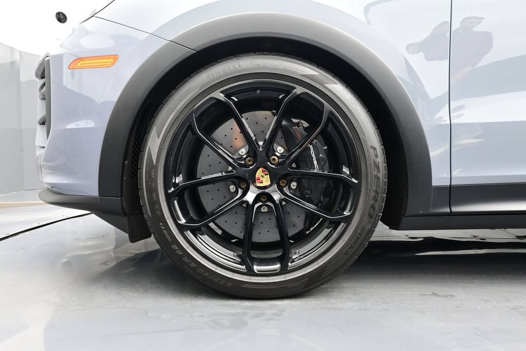 Certified 2024 Porsche Cayenne Turbo GT AWD/4WD image 6