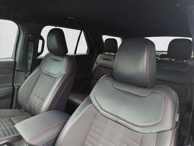 Used 2025 Ford Explorer ST-Line w/ Premium Package RWD image 23