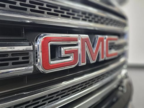 Used 2016 GMC Canyon SLT w/ Driver Alert Package AWD/4WD image 13