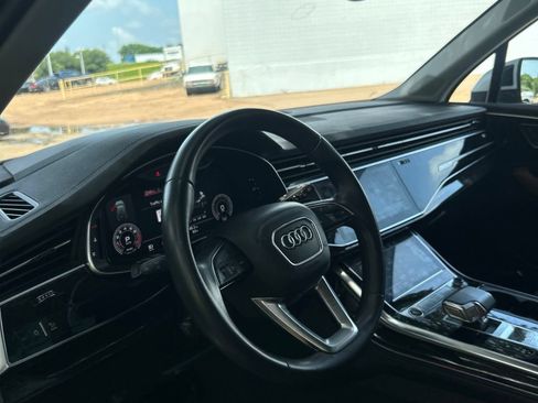 Used 2023 Audi Q7 3.0T Prestige AWD/4WD image 12