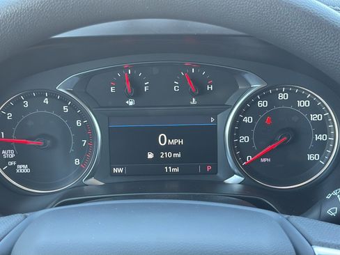 New 2025 Chevrolet Blazer LT w/ Convenience Package image 17