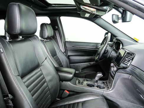 Used 2020 Jeep Grand Cherokee Limited X image 23