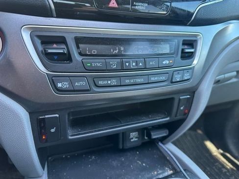 Used 2021 Honda Pilot EX-L image 40