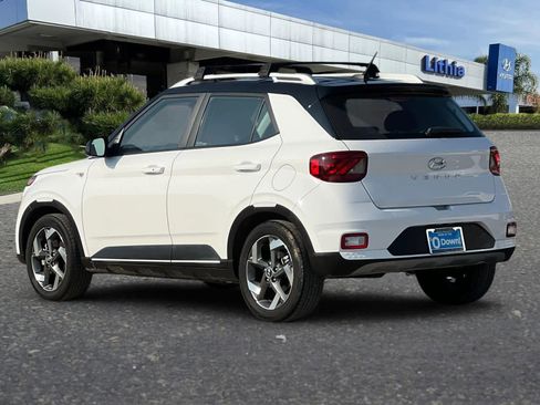 Certified 2023 Hyundai Venue Limited image 6