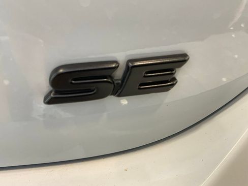 Certified 2024 Toyota Camry SE FWD image 21